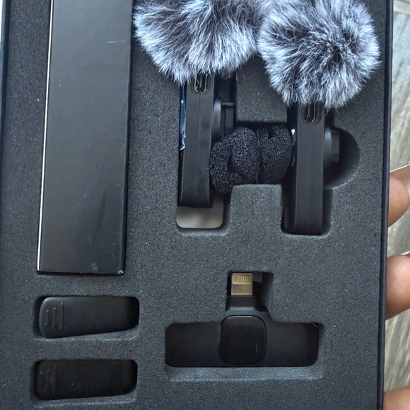 Wireless Lavalier Microphone for Smartphones - Picture 5 of 5